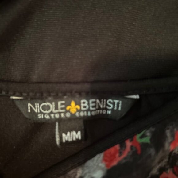 Nicole Benisti top in size medium - Picture 3 of 4